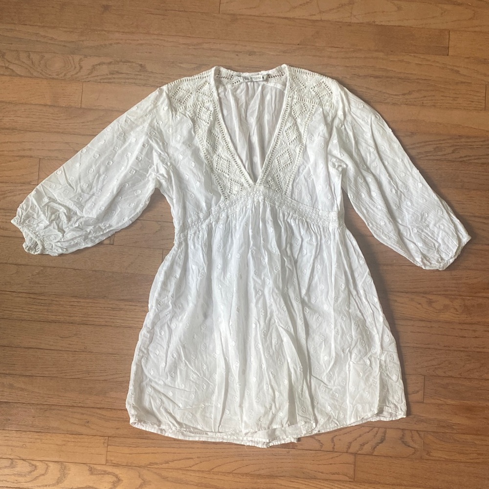 Zara White Embroidered V-Neck Tunic Dress